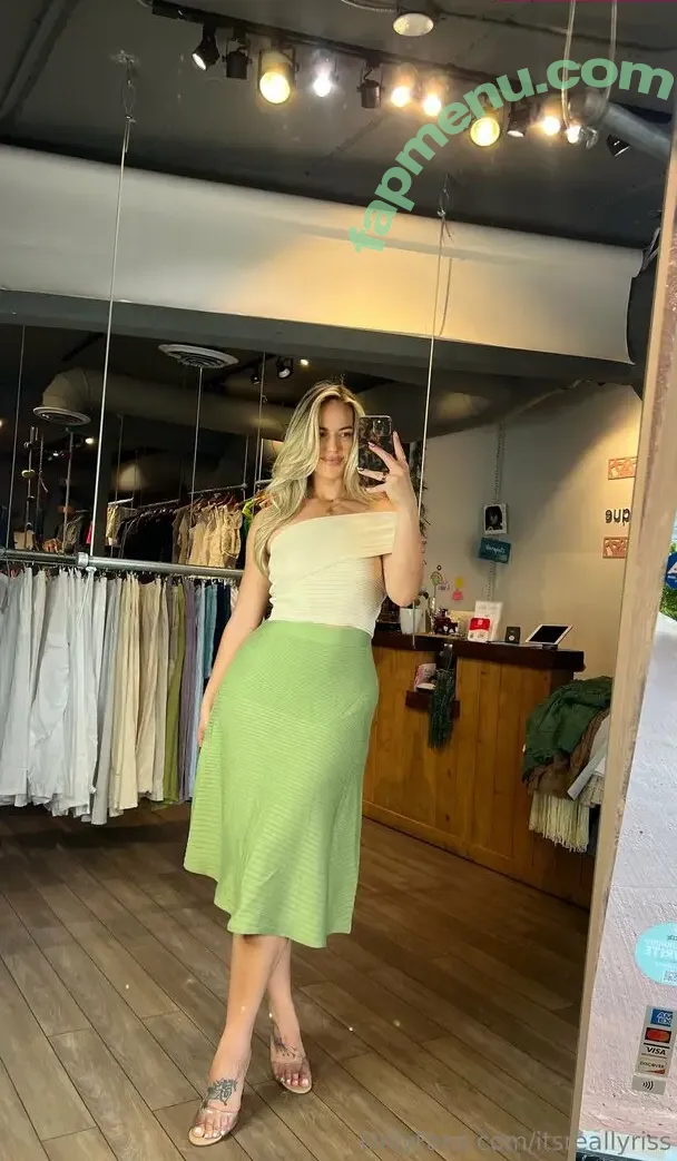 itsreallyriss nude photo #0059 (itsreallyrisse)