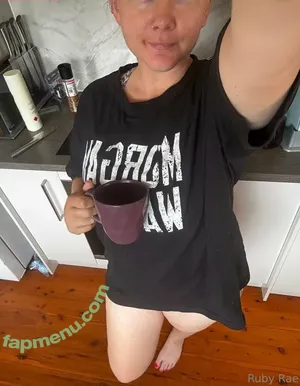  nude photo #0007