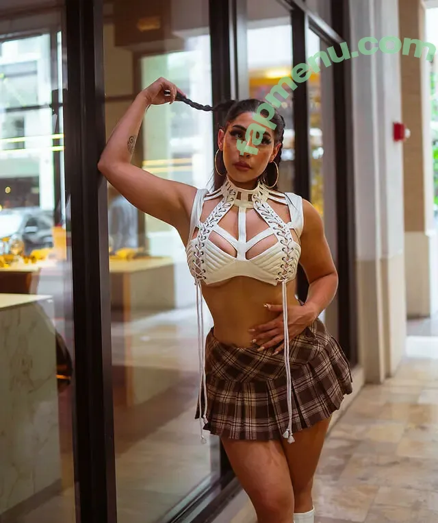 itssarapr nude photo #0144 (itssarapr)