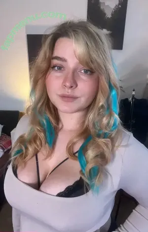 Itsschmolli / smallleaf nude photo #0116