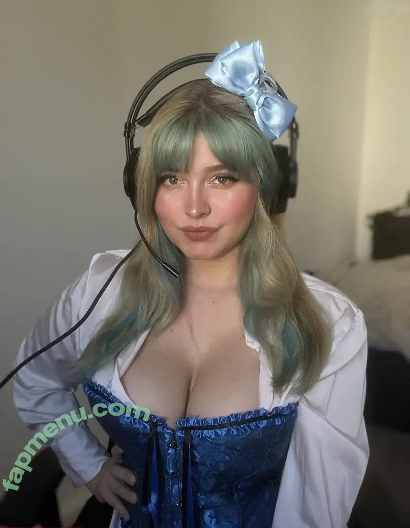 Itsschmolli nude photo #0075 (Itsschmolli)