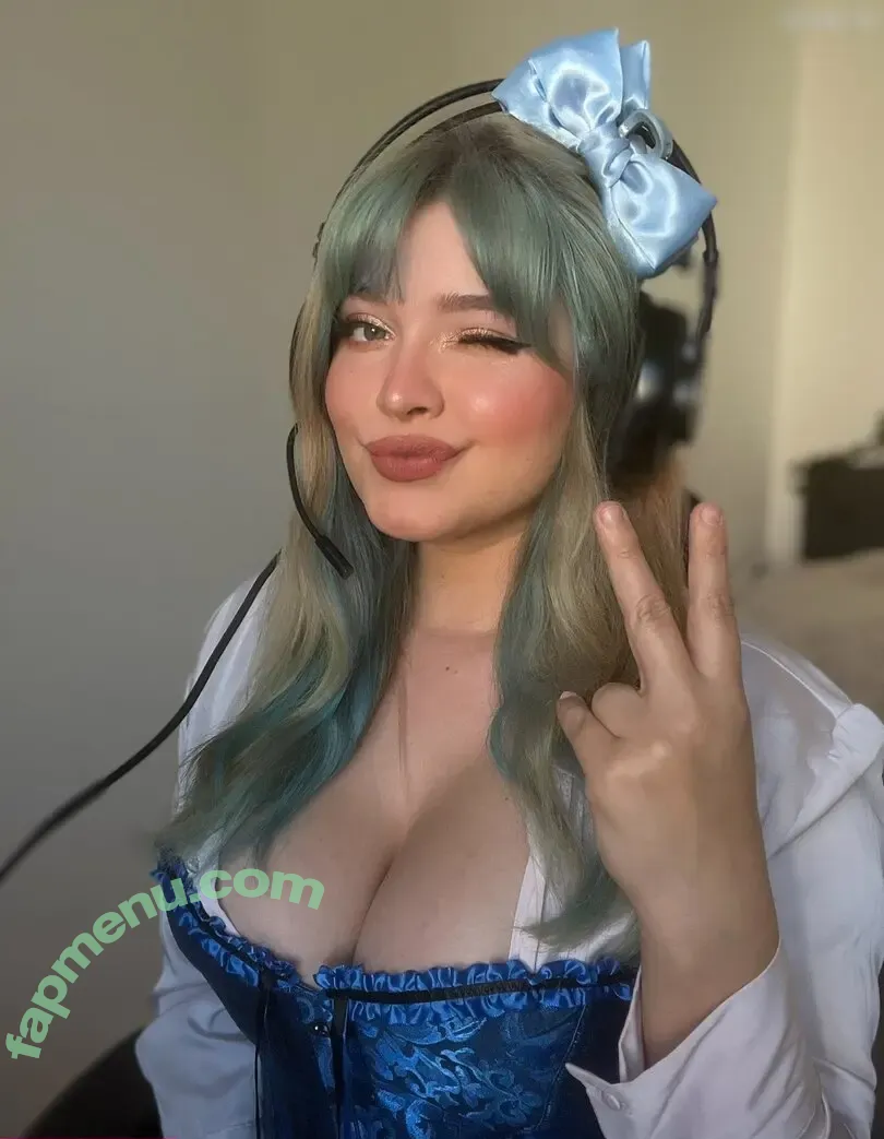 Itsschmolli nude photo #0076 (Itsschmolli)