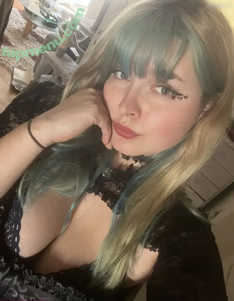 Itsschmolli nude photo #0077 (Itsschmolli)