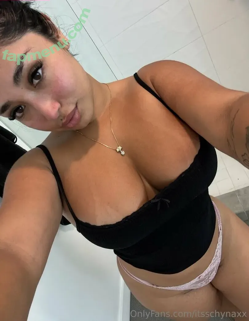 itsschynaxx nude photo #0022 (itsschynaxx)
