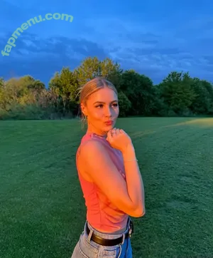 itsSky / itsSkyLOL nude photo #0104