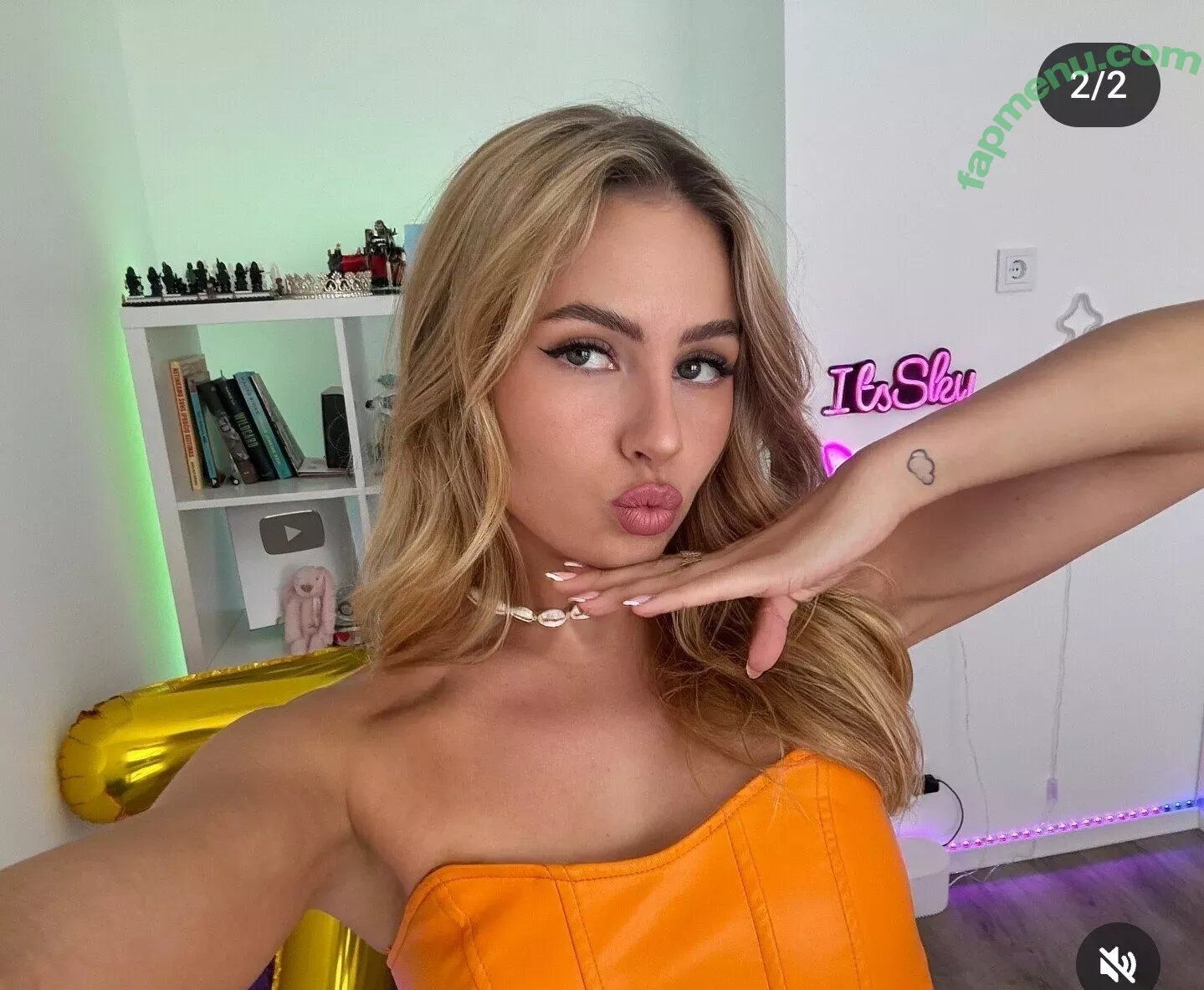 itsSky nude photo #0080 (itsSkyLOL)