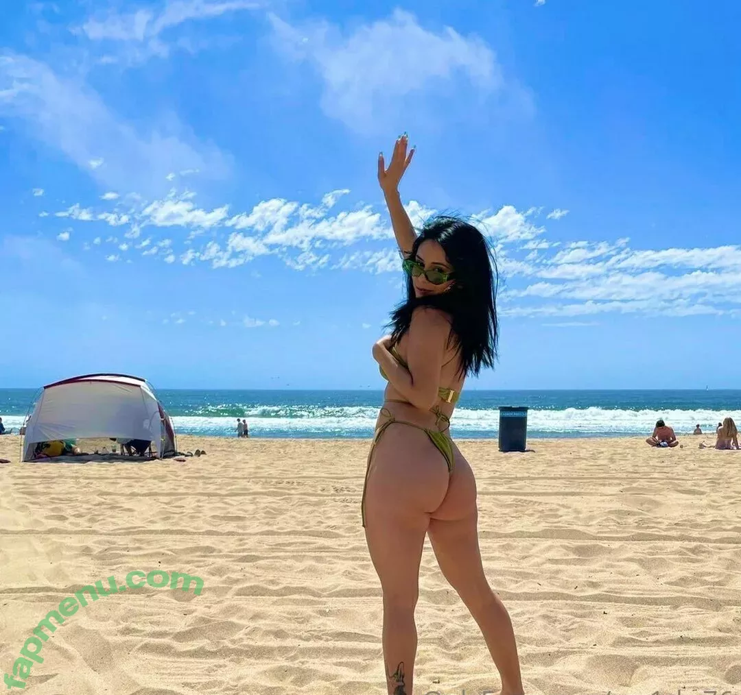itssm1rks nude photo #0076 (itssm1rks)