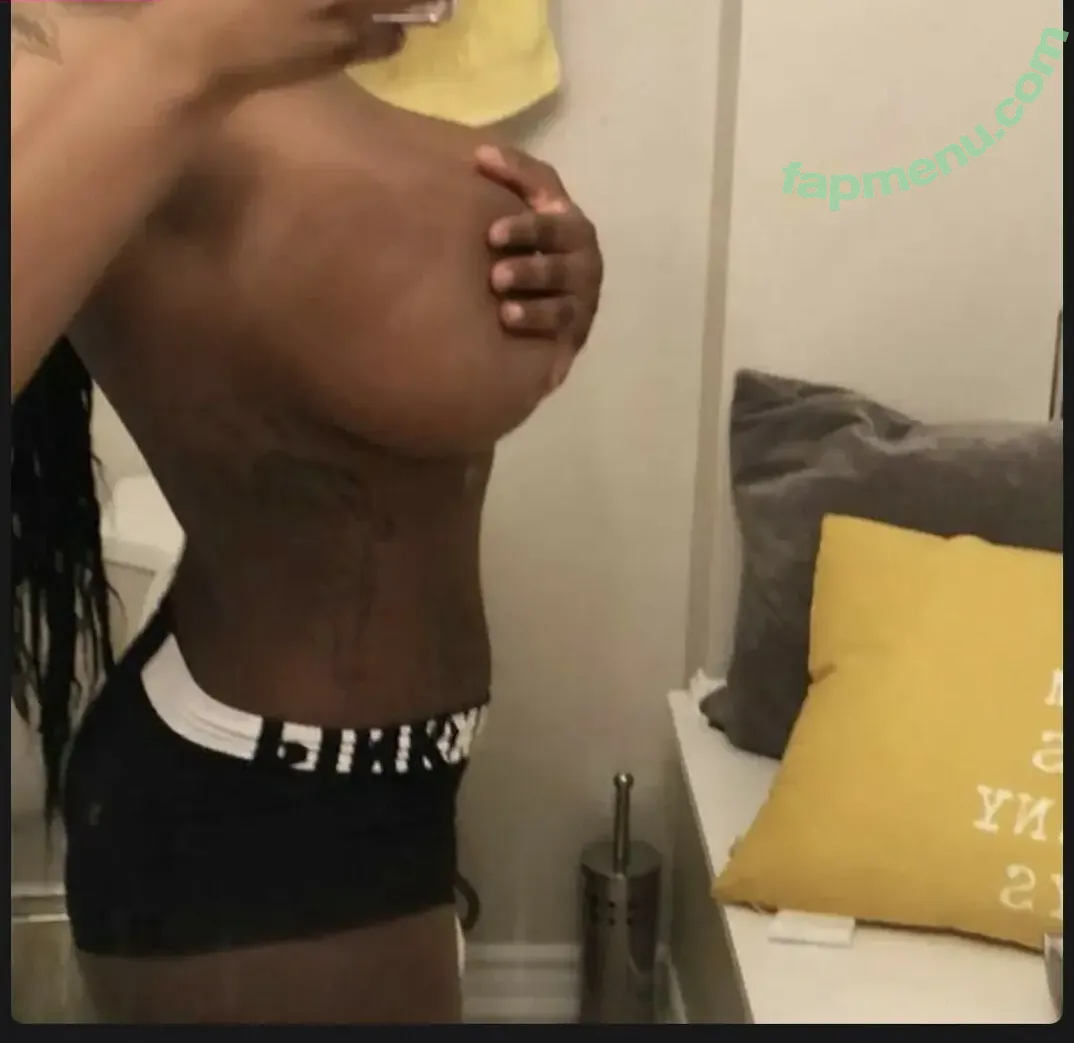 Itstaviaa nude photo #0044 (Lil Tiv)