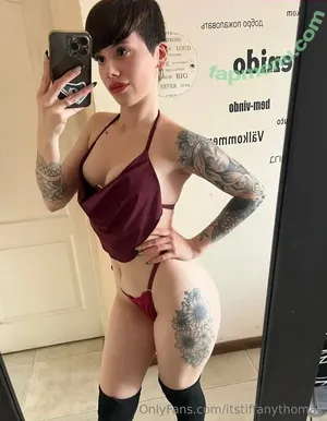  nude photo #0004