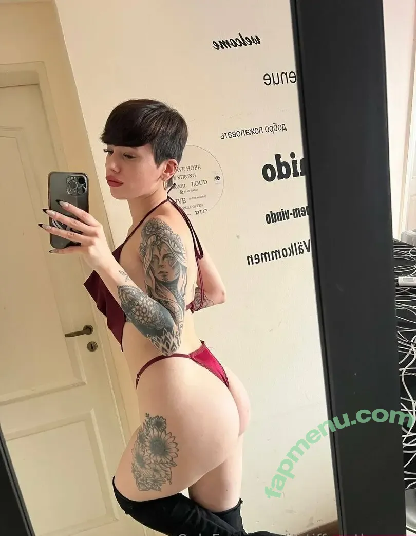 itstiffanythomas nude photo #0023 (itstiffanythomas)