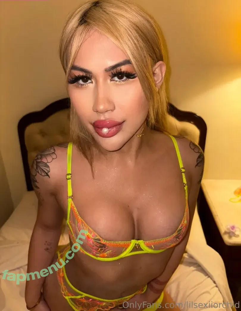 itstslira nude photo #0015 (itstslira)