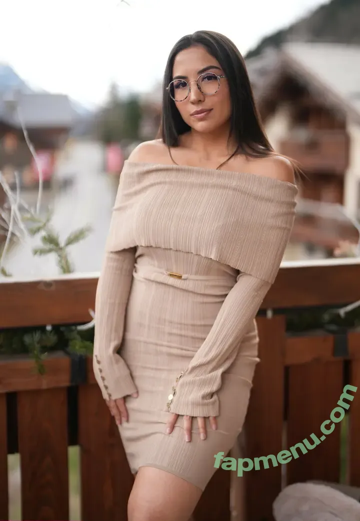 itsxlilix nude photo #0009 (itsxlilix.official)