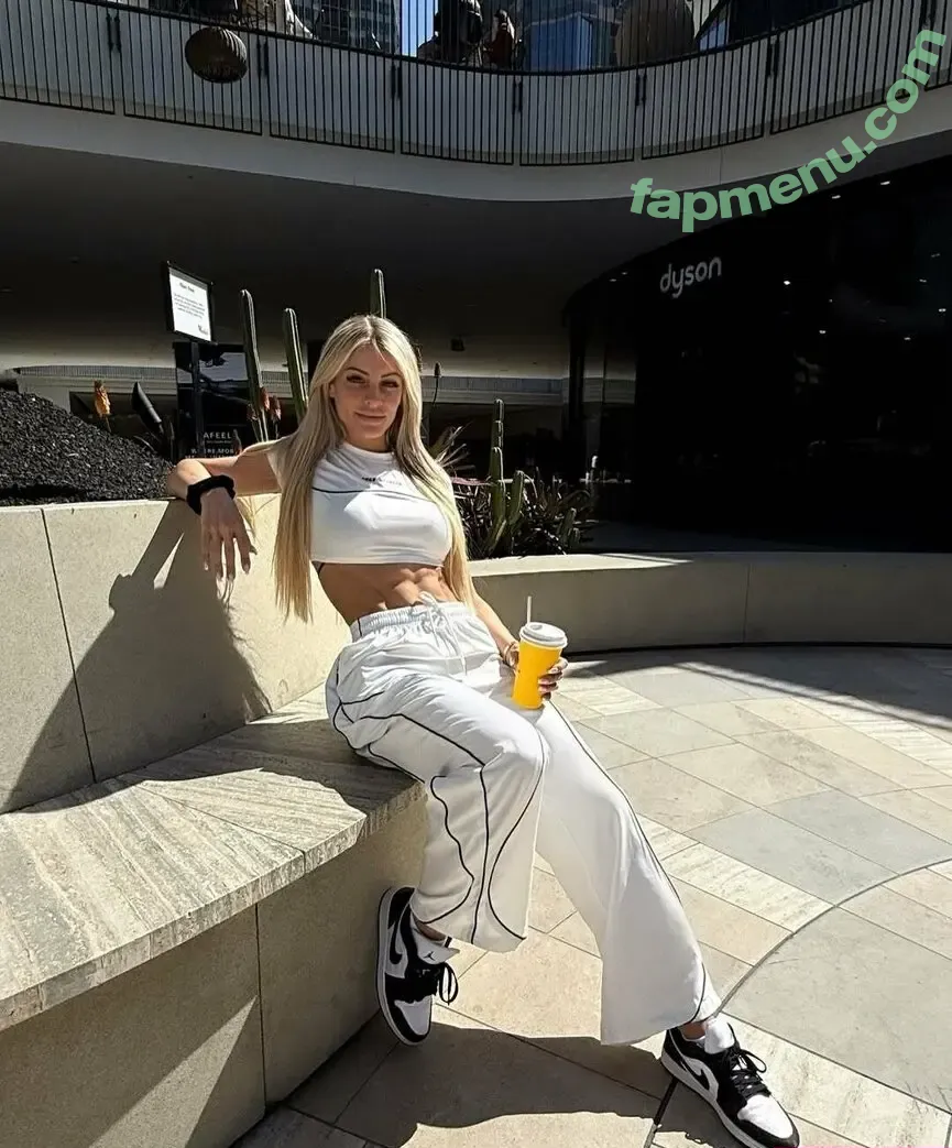 itsyagirldeemarie nude photo #0015 (itsyagirlmarie)