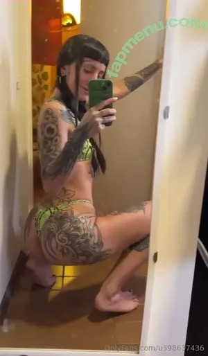 itsyagoddessaurora / its.aur0raa nude photo #0051