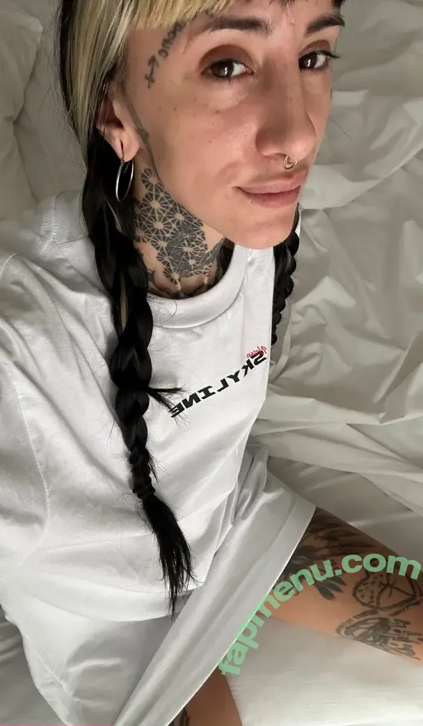 itsyagoddessaurora nude photo #0015 (its.aur0raa)