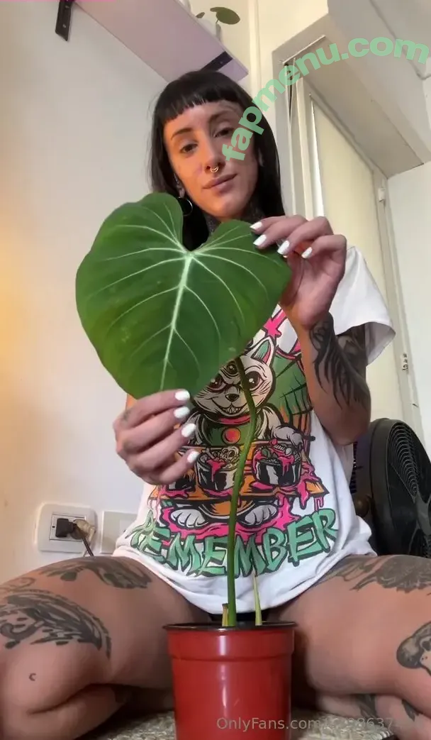 itsyagoddessaurora nude photo #0049 (its.aur0raa)