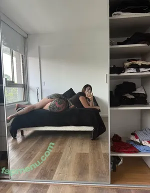 itsykuza / itskuzaa nude photo #0006