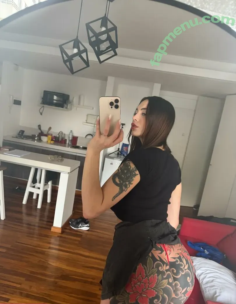 itsykuza nude photo #0003 (itskuzaa)