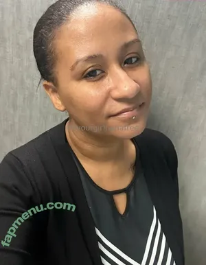 itsyourgirlrainafree / itsyourgirlshelina nude photo #0015