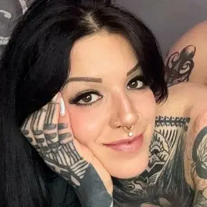itsyourhazel page