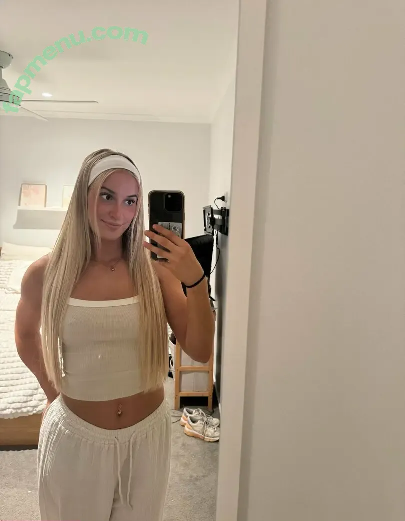 itszoey nude photo #0020 (itszoey.official)