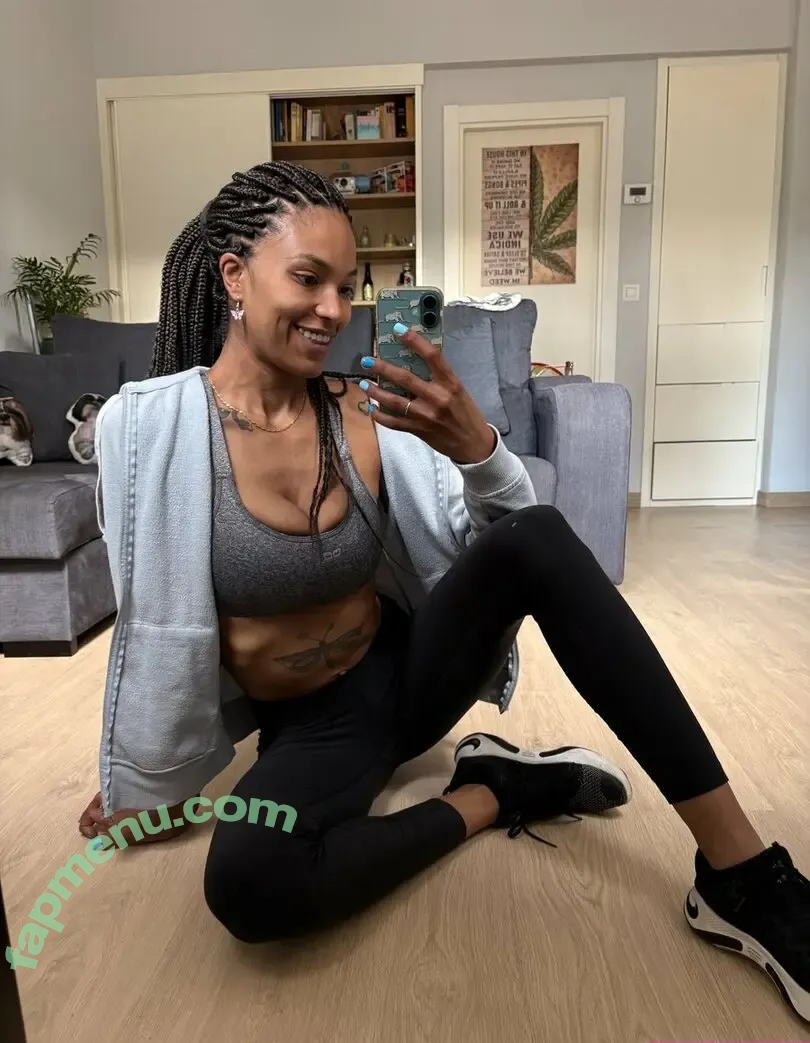 itszurihill nude photo #0010 (itszurihill)