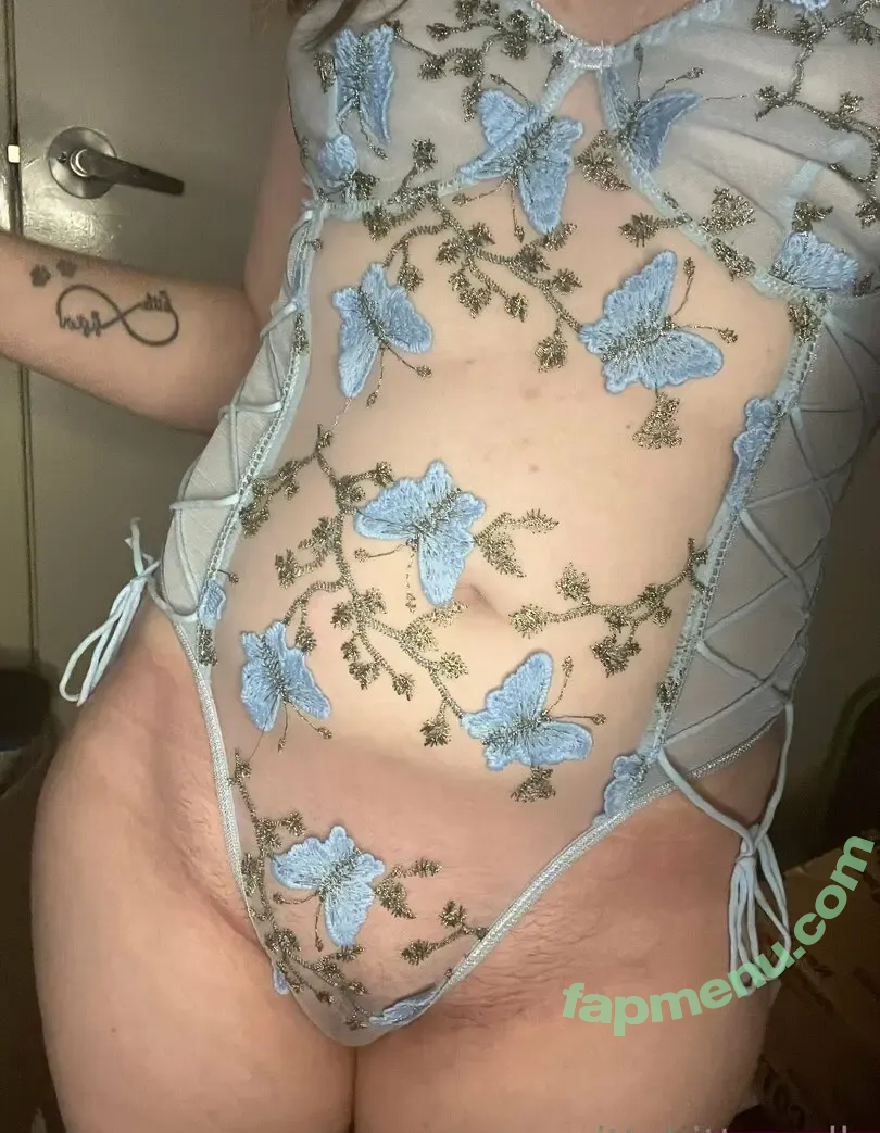 ittybittymelly nude photo #0006 (ittybittymelly)