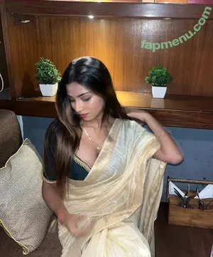 itz_me_saheli_official / Saheli Halder nude photo #0016