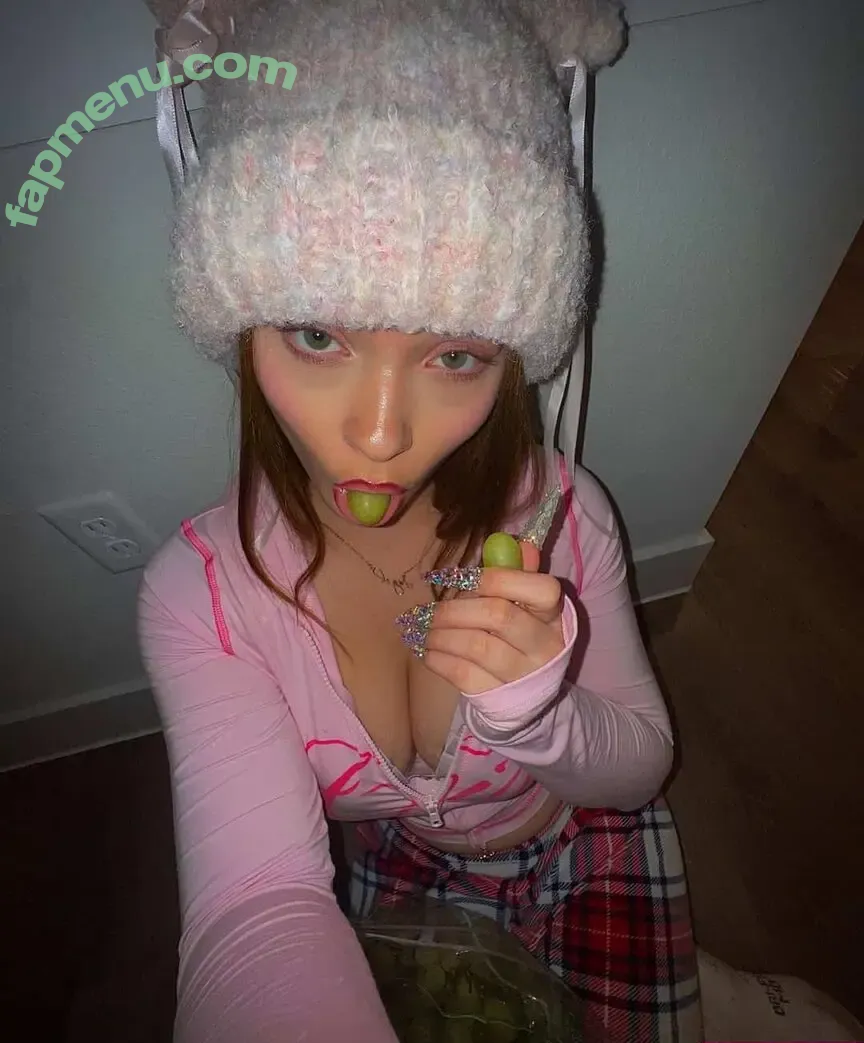 Itz Whitechina nude photo #0006 (itzwhitechina / theangelmariee)
