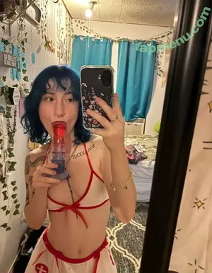  nude photo #0004