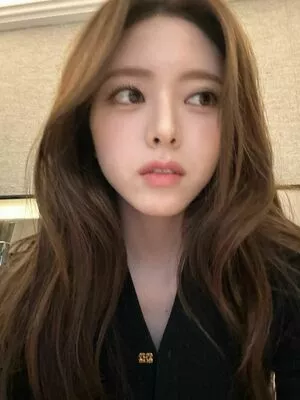 itzy.all.in.us / Shin Yu Na / Yuna ITZY / 유나 nude photo #0250