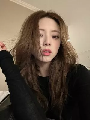 itzy.all.in.us / Shin Yu Na / Yuna ITZY / 유나 nude photo #0256