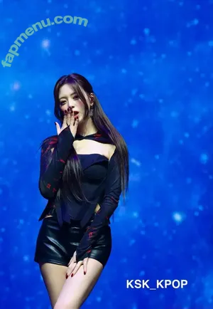 itzy.all.in.us / Shin Yu Na / Yuna ITZY / 유나 nude photo #0279