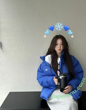 itzy.all.in.us / Shin Yu Na / Yuna ITZY / 유나 nude photo #0282