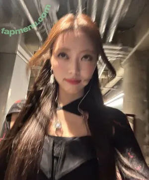 itzy.all.in.us / Shin Yu Na / Yuna ITZY / 유나 nude photo #0294