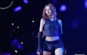 itzy.all.in.us / Shin Yu Na / Yuna ITZY / 유나 nude photo #0524