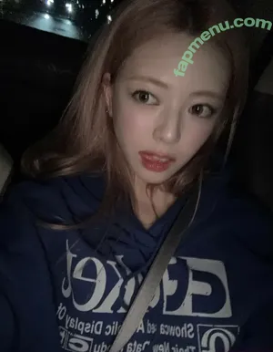 itzy.all.in.us / Shin Yu Na / Yuna ITZY / 유나 nude photo #0550