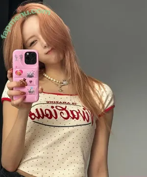 itzy.all.in.us / Shin Yu Na / Yuna ITZY / 유나 nude photo #0564