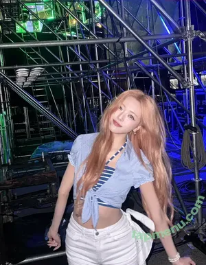 itzy.all.in.us / Shin Yu Na / Yuna ITZY / 유나 nude photo #0575