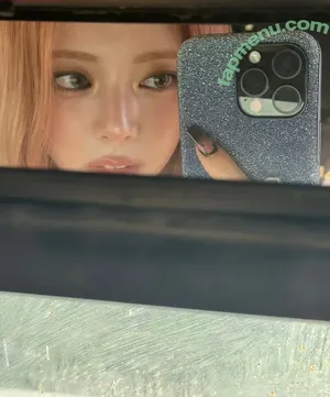 itzy.all.in.us / Shin Yu Na / Yuna ITZY / 유나 nude photo #0600