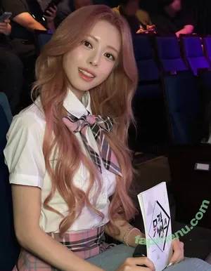 itzy.all.in.us / Shin Yu Na / Yuna ITZY / 유나 nude photo #0612