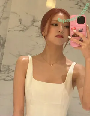 itzy.all.in.us / Shin Yu Na / Yuna ITZY / 유나 nude photo #0619