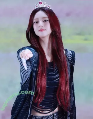 itzy.all.in.us / Shin Yu Na / Yuna ITZY / 유나 nude photo #0821