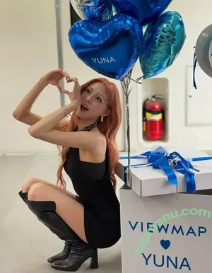 itzy.all.in.us / Shin Yu Na / Yuna ITZY / 유나 nude photo #0841
