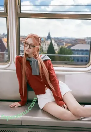 itzy.all.in.us / Shin Yu Na / Yuna ITZY / 유나 nude photo #0849