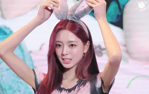 itzy.all.in.us / Shin Yu Na / Yuna ITZY / 유나 nude photo #0863