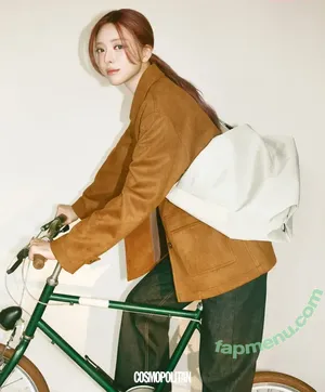 itzy.all.in.us / Shin Yu Na / Yuna ITZY / 유나 nude photo #0874