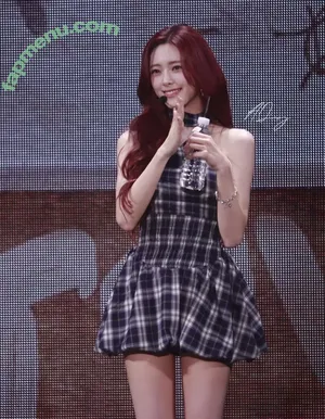 itzy.all.in.us / Shin Yu Na / Yuna ITZY / 유나 nude photo #0880