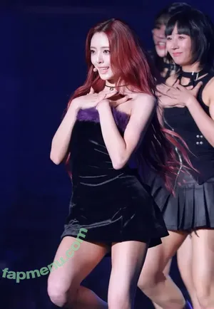 itzy.all.in.us / Shin Yu Na / Yuna ITZY / 유나 nude photo #0885