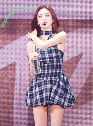 itzy.all.in.us / Shin Yu Na / Yuna ITZY / 유나 nude photo #0902